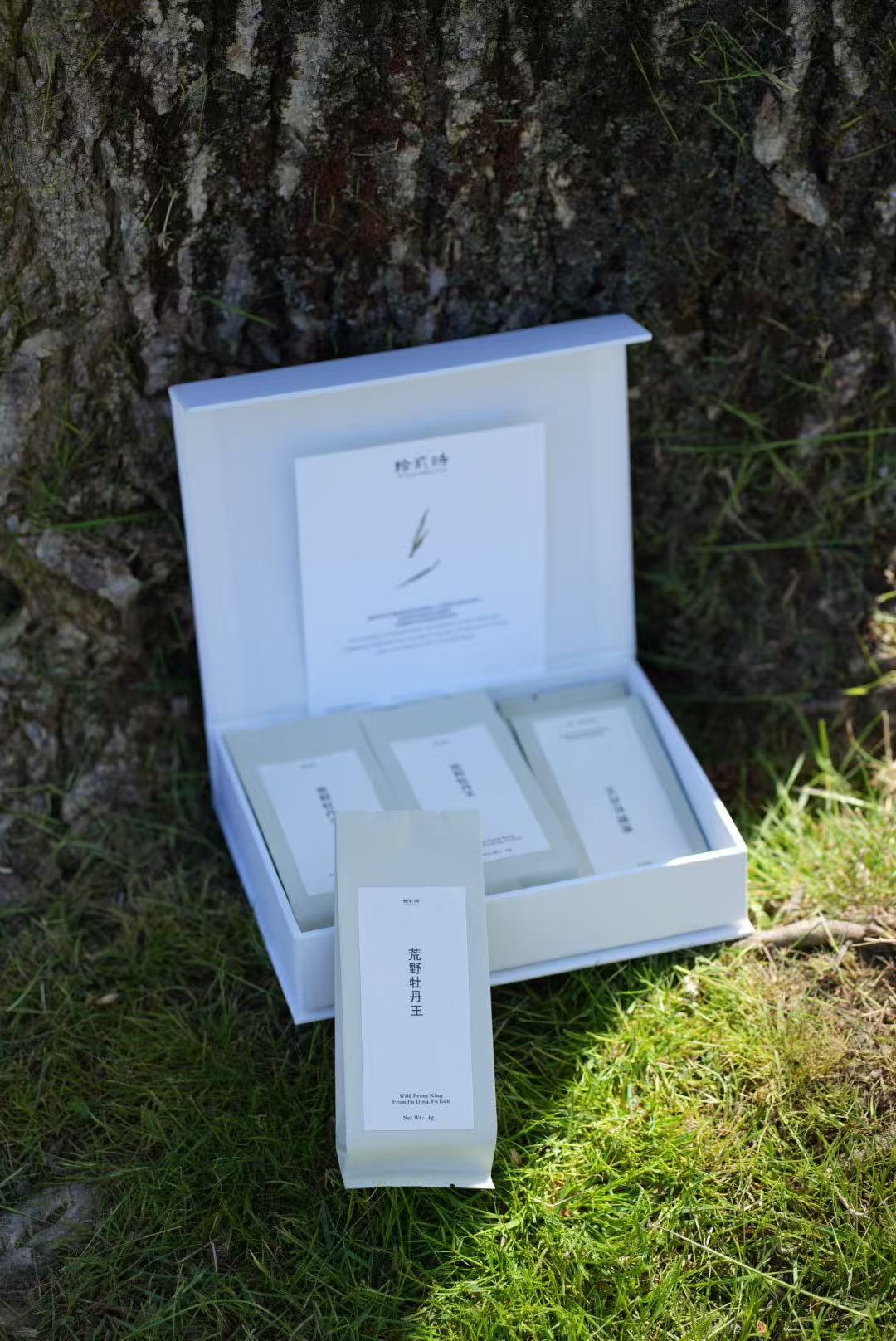 特级荒野牡丹王 Wild Peony King